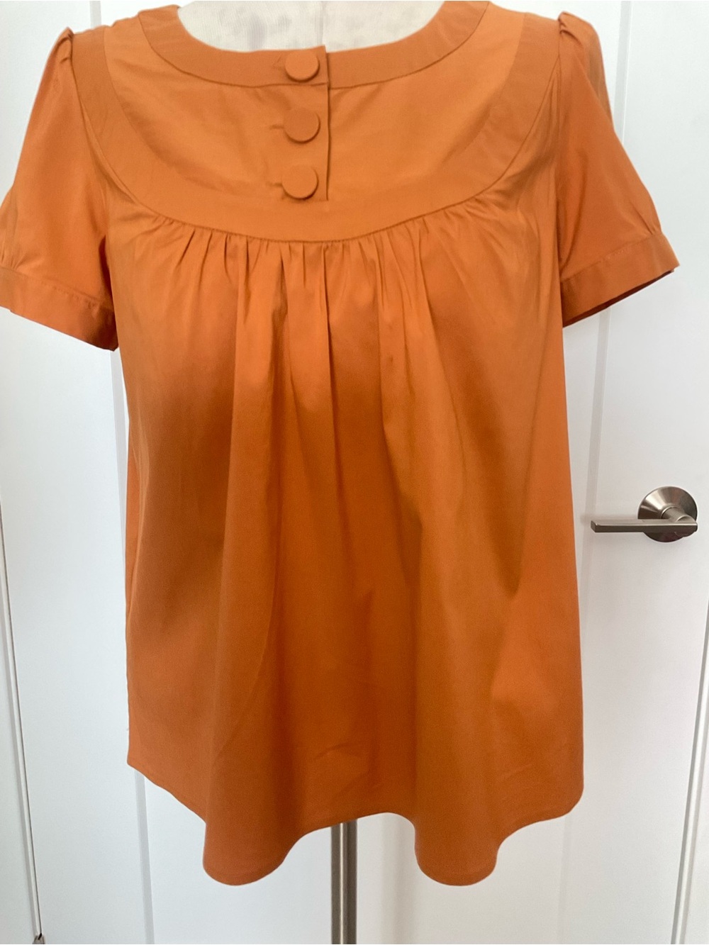 LOFT Short-Sleeve Button Yoke Top - Rust Orange Size L (NWOT)